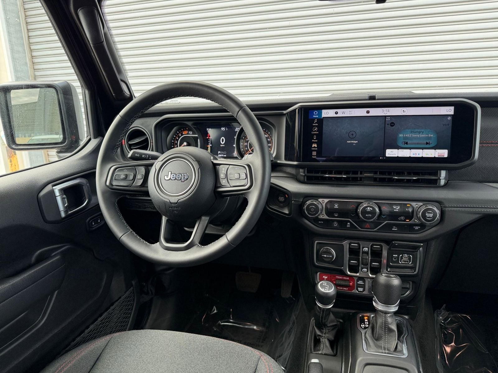 Thumbnail: 2025 Jeep Wrangler - 33