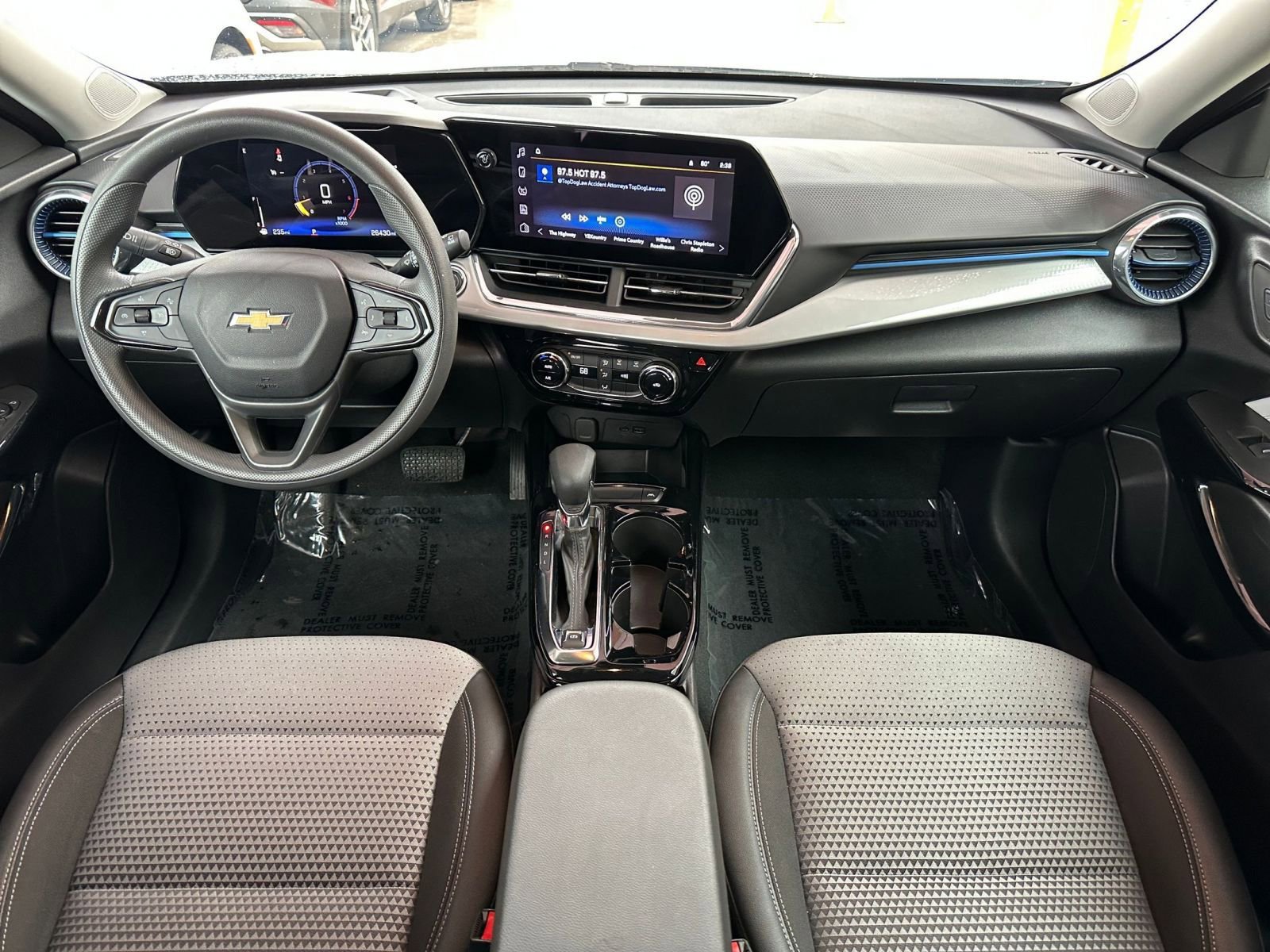 Thumbnail: 2025 Chevrolet Trax - 31