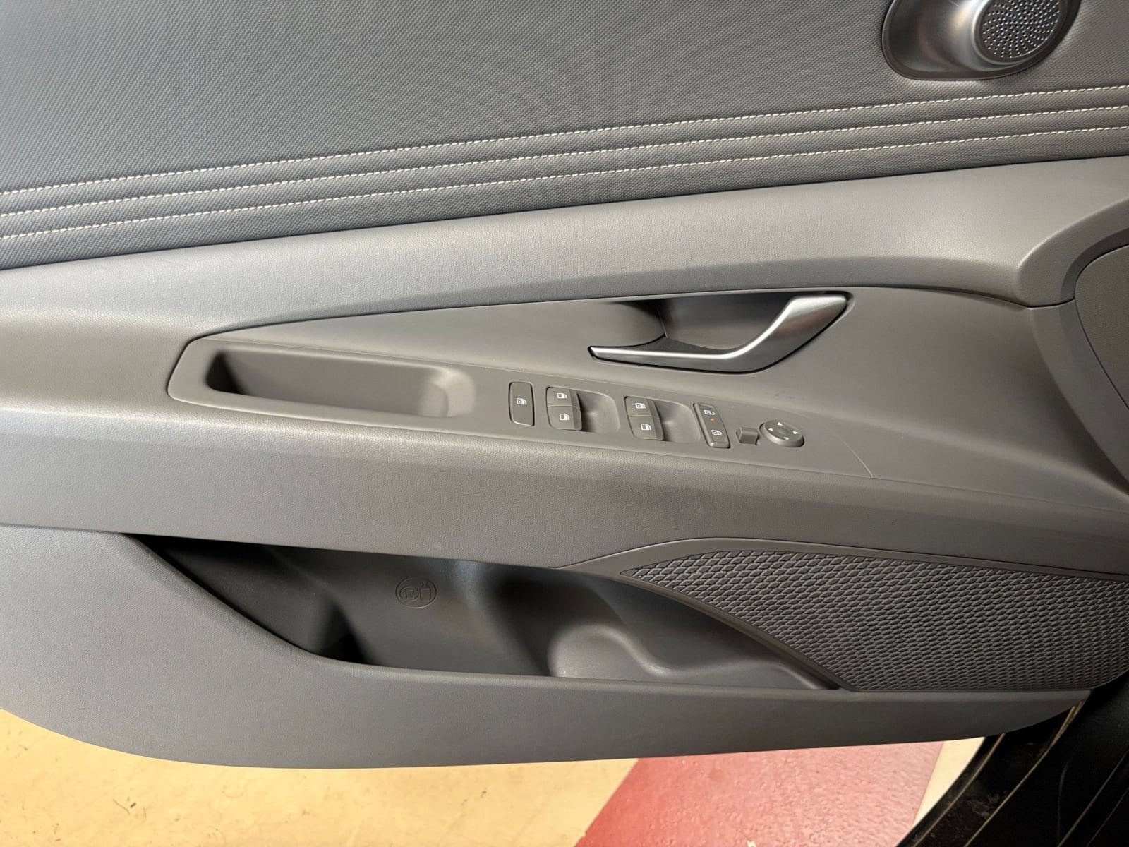 Thumbnail: 2026 Hyundai Elantra - 18