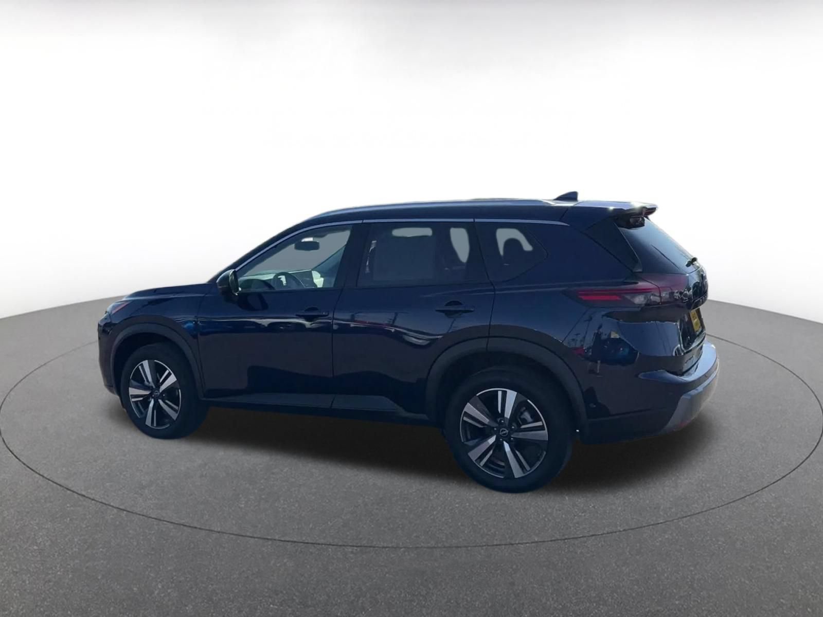 Thumbnail: 2026 Nissan Rogue - 8