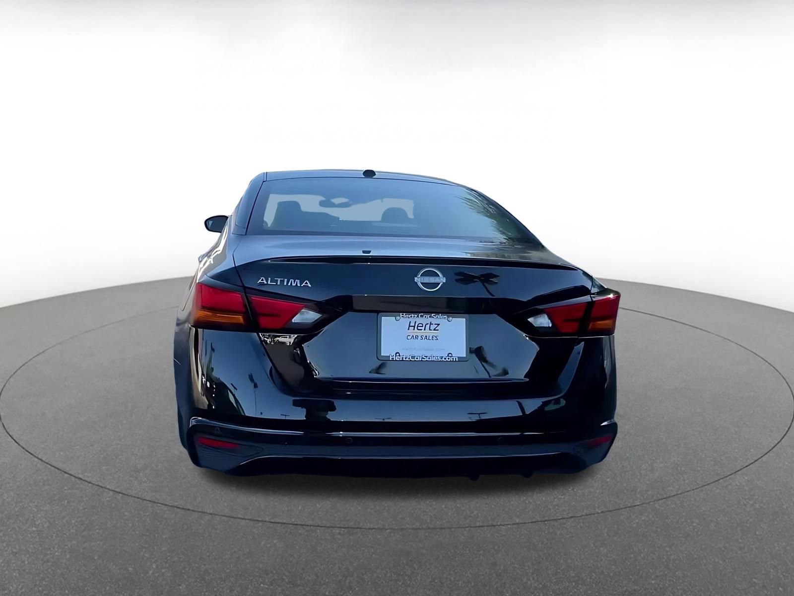 Thumbnail: 2025 Nissan Altima - 12