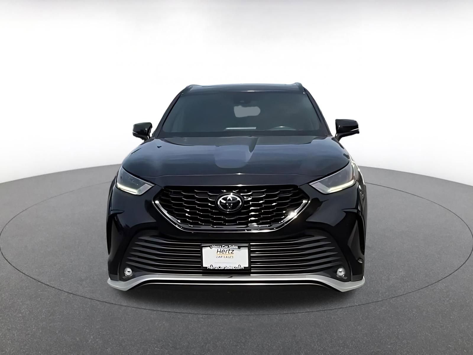 Thumbnail: 2024 Toyota Highlander - 4