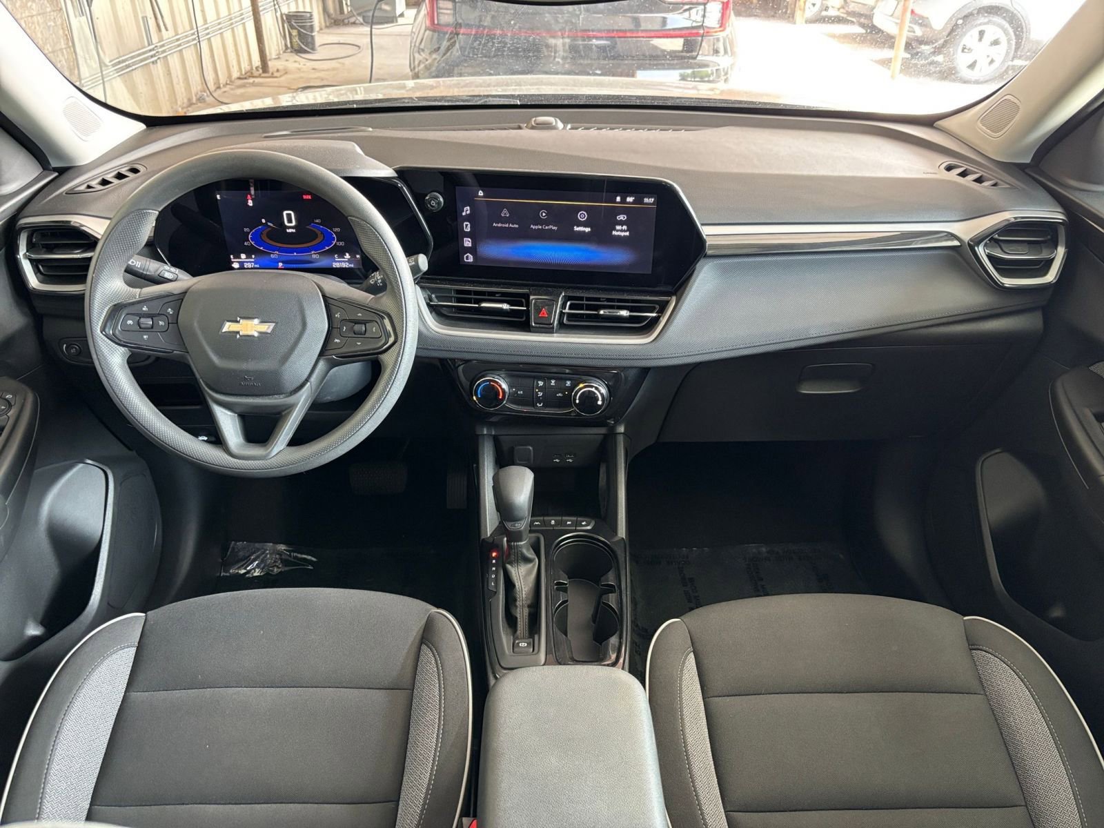 Thumbnail: 2025 Chevrolet TrailBlazer - 32