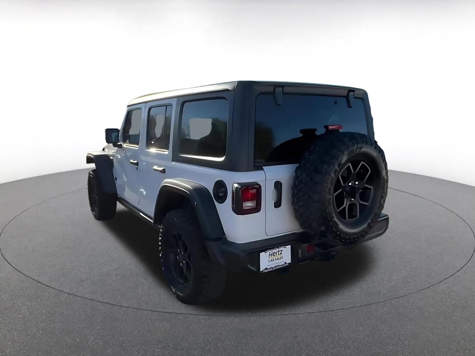 Thumbnail: 2025 Jeep Wrangler - 15
