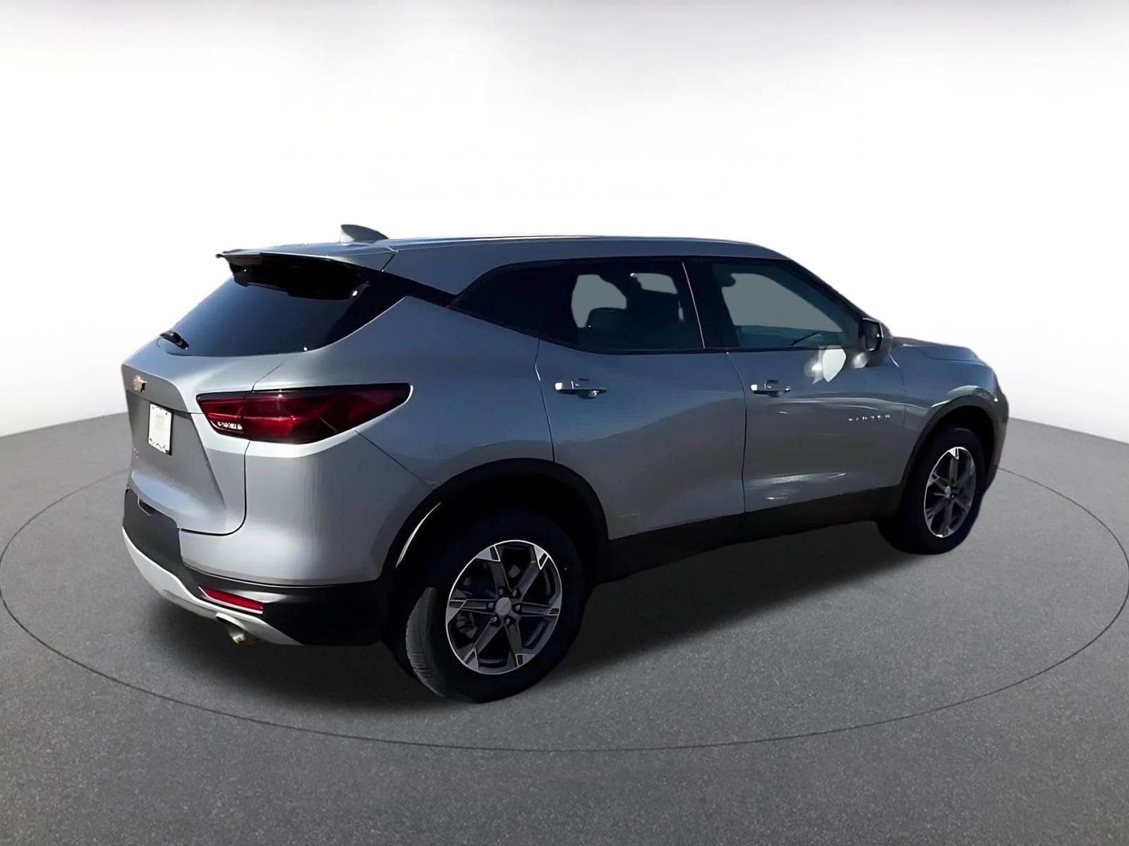 Thumbnail: 2025 Chevrolet Blazer - 15