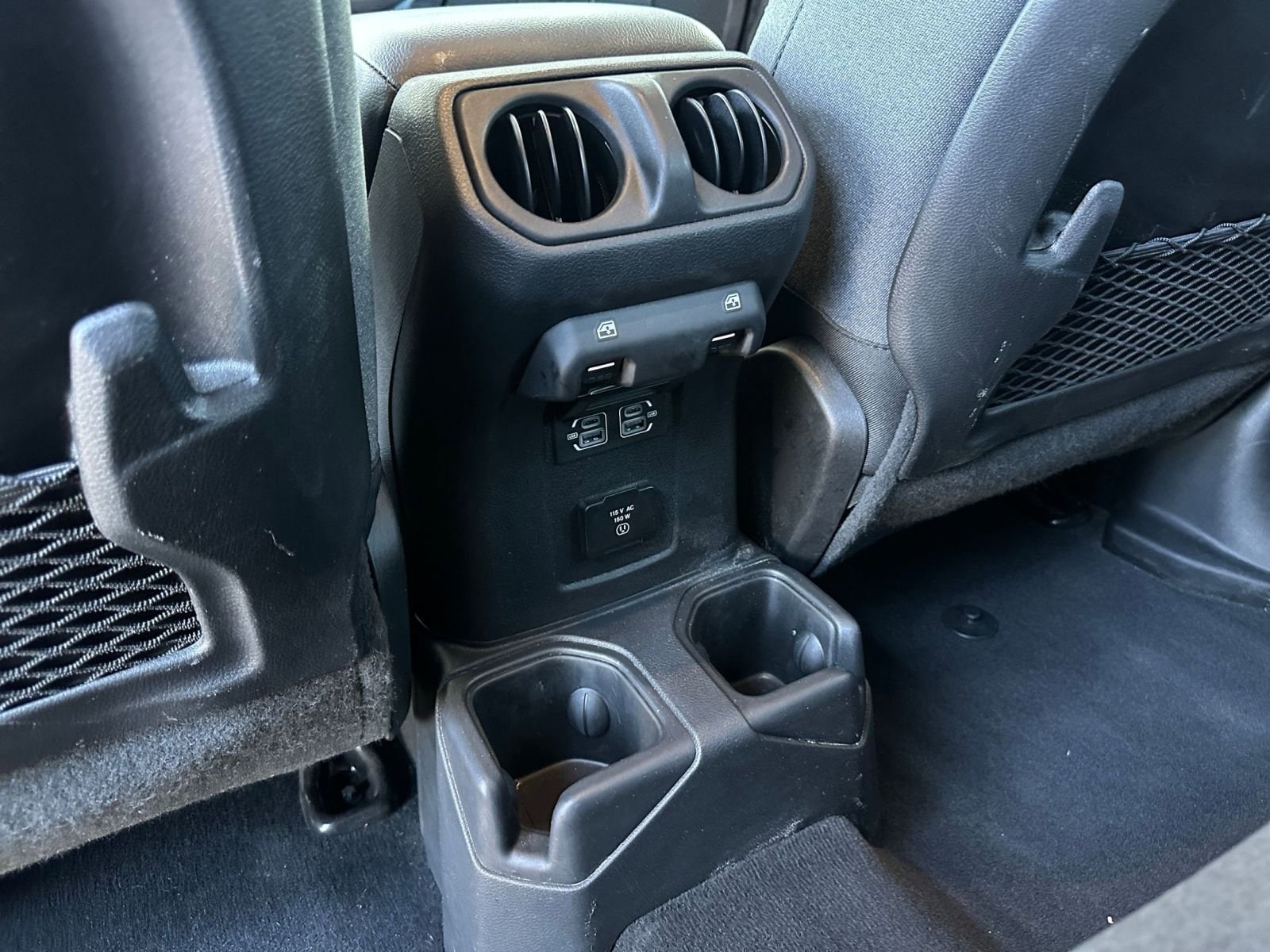 Thumbnail: 2025 Jeep Wrangler - 23