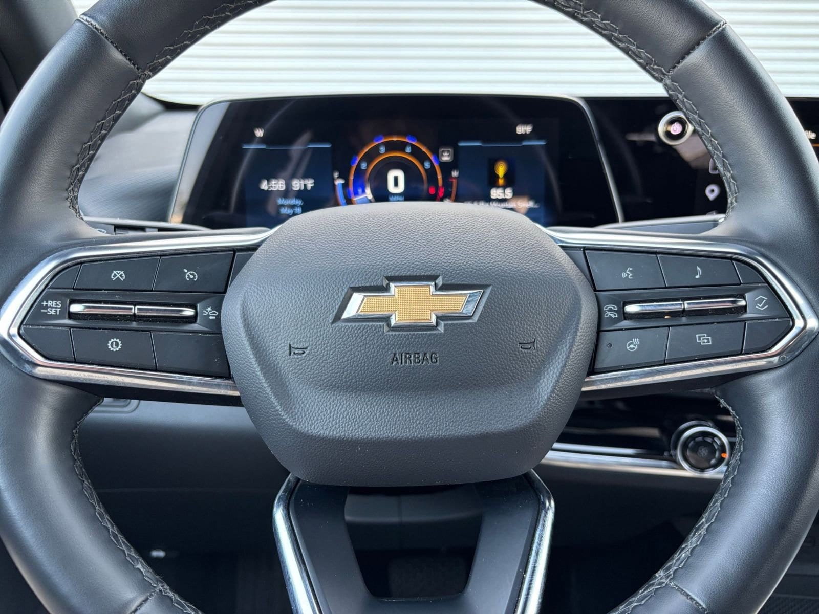 Thumbnail: 2025 Chevrolet Equinox - 28