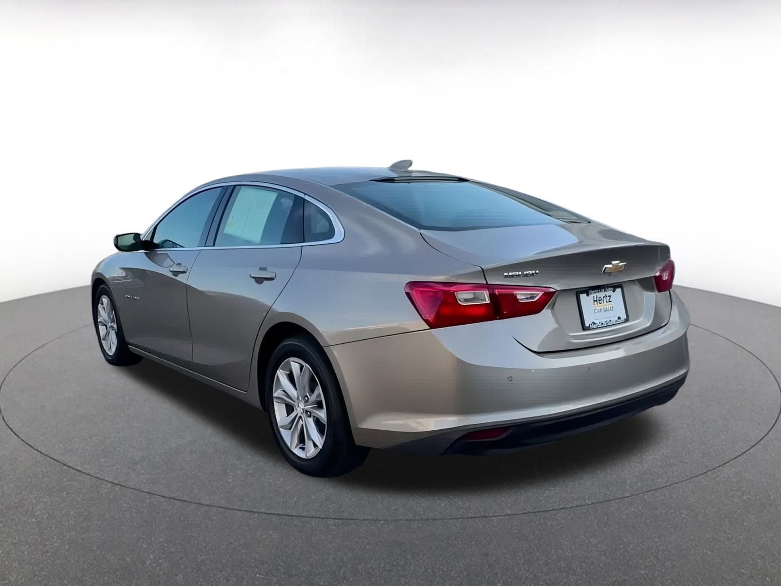 Thumbnail: 2023 Chevrolet Malibu - 11