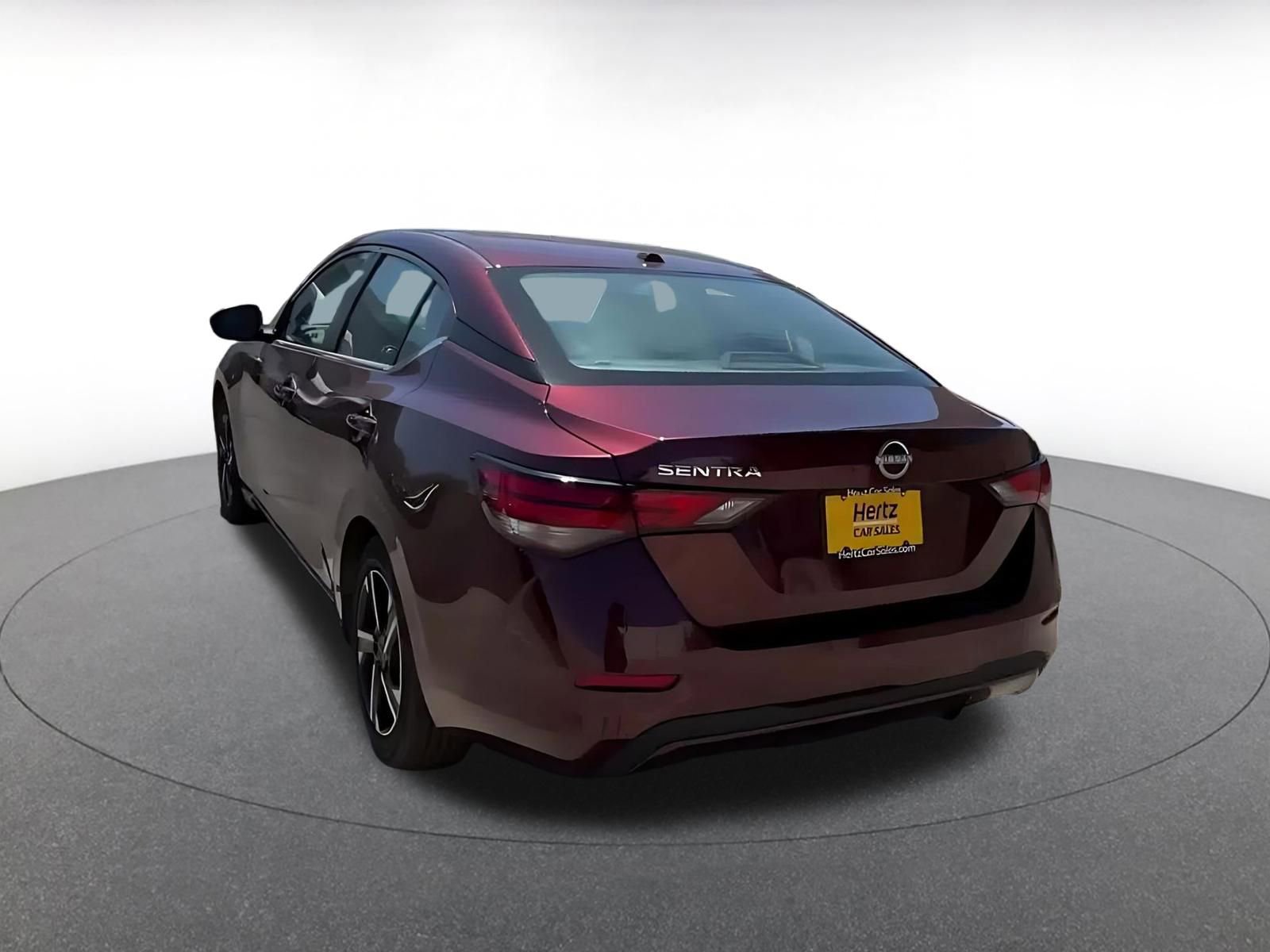 Thumbnail: 2025 Nissan Sentra - 11