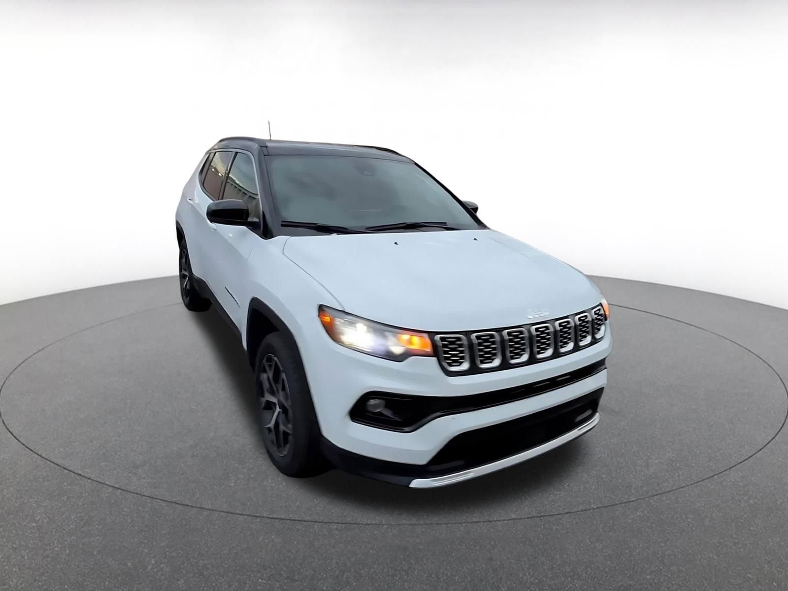 Thumbnail: 2025 Jeep Compass - 3