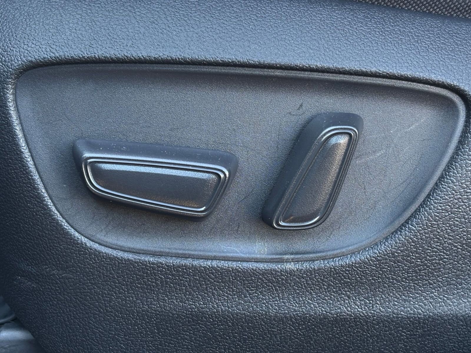 Thumbnail: 2025 Toyota Highlander - 22