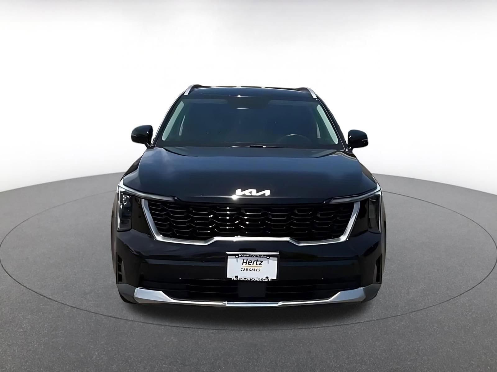 Thumbnail: 2024 Kia Sorento - 4