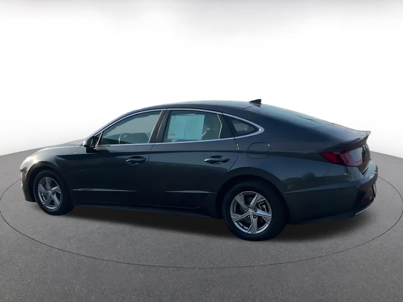 Thumbnail: 2023 Hyundai Sonata - 11
