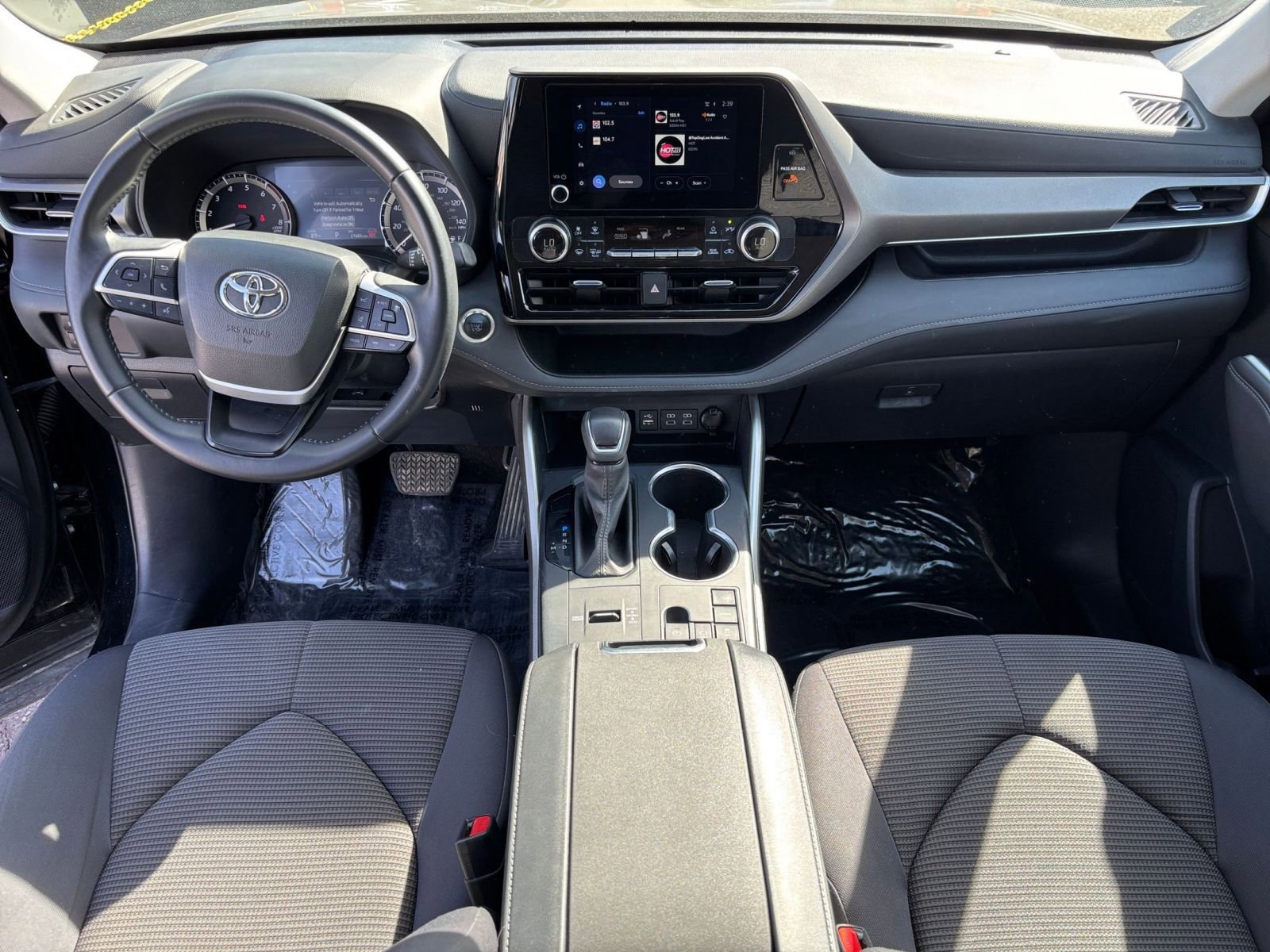 Thumbnail: 2025 Toyota Highlander - 35