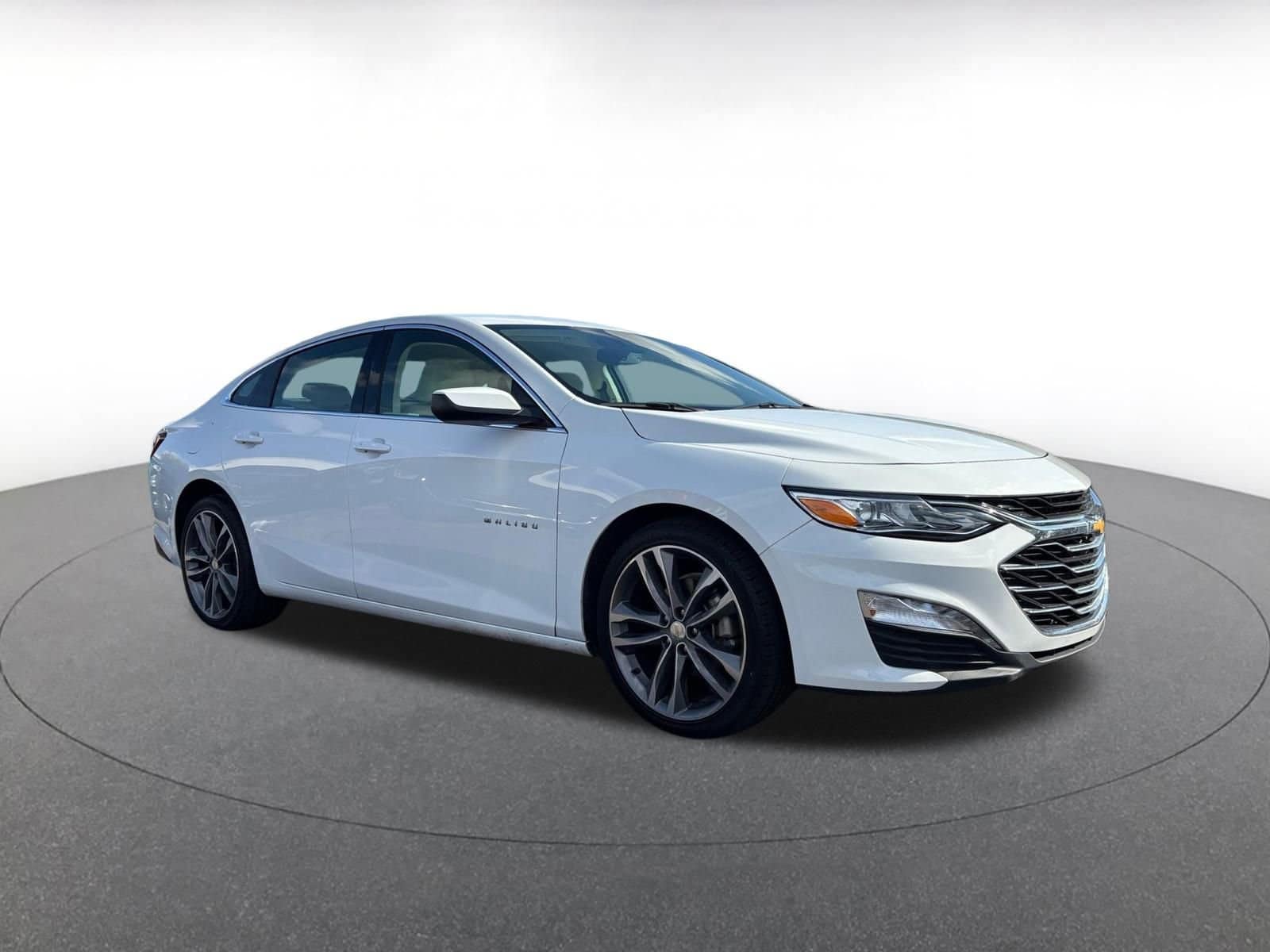 Thumbnail: 2024 Chevrolet Malibu - 1