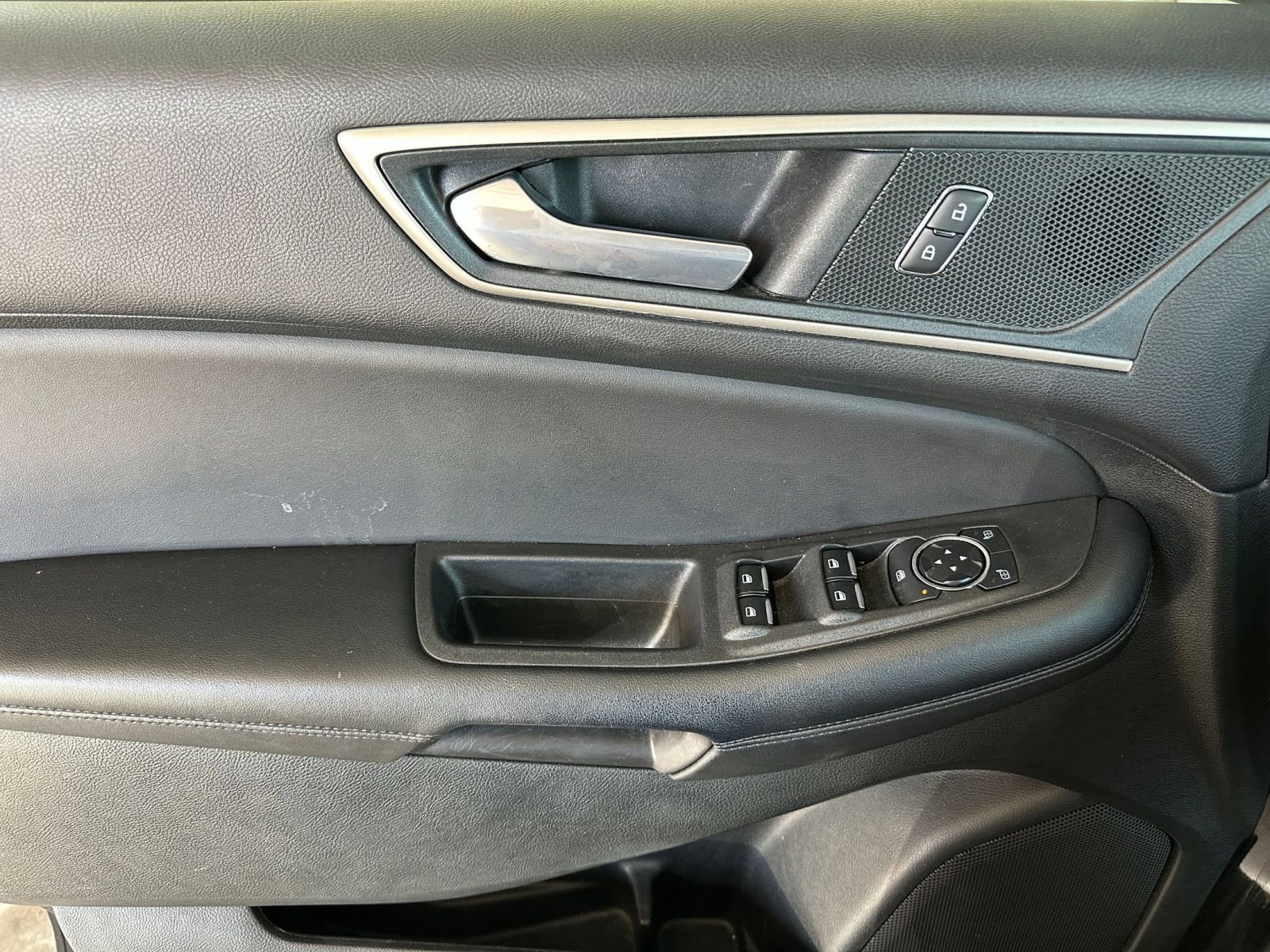 Thumbnail: 2024 Ford Edge - 20