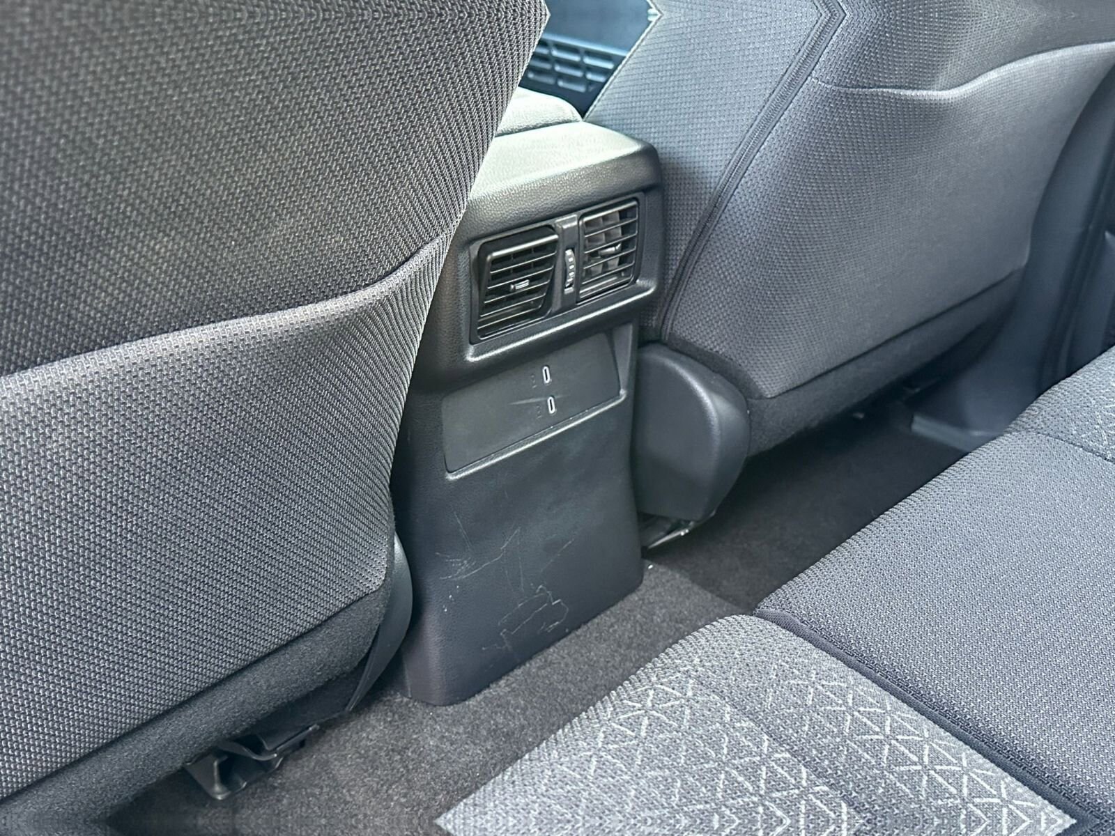 Thumbnail: 2025 Toyota 4Runner - 23