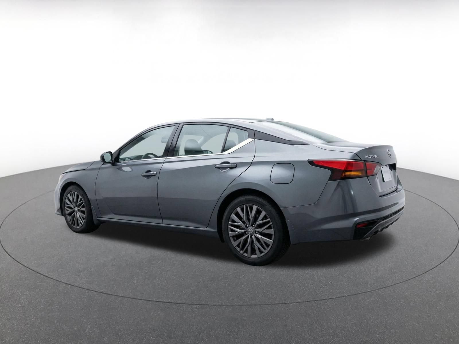 Thumbnail: 2025 Nissan Altima - 7