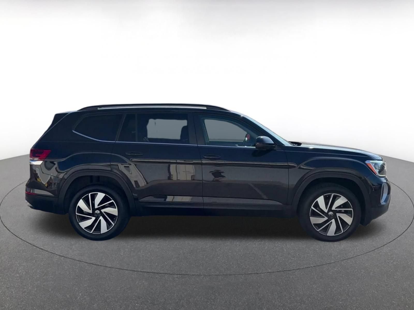 Thumbnail: 2024 Volkswagen Atlas - 15