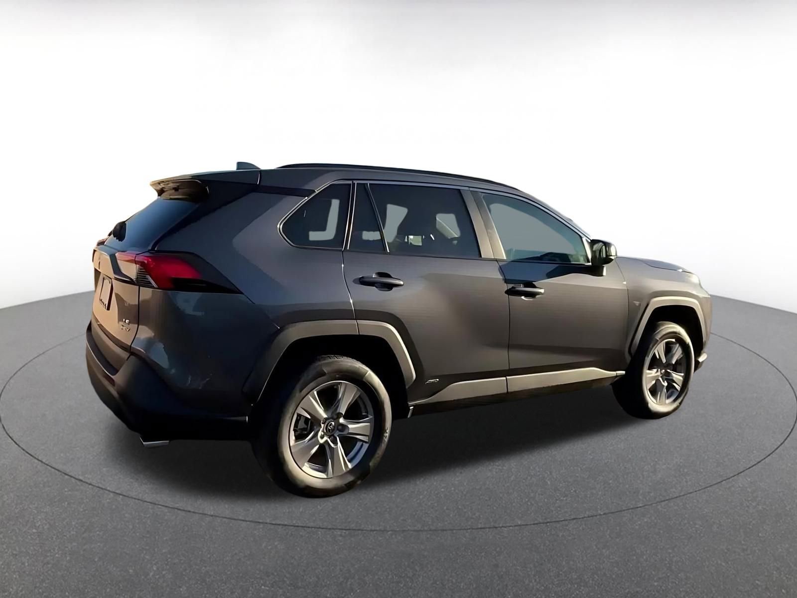 Thumbnail: 2025 Toyota RAV4 - 14