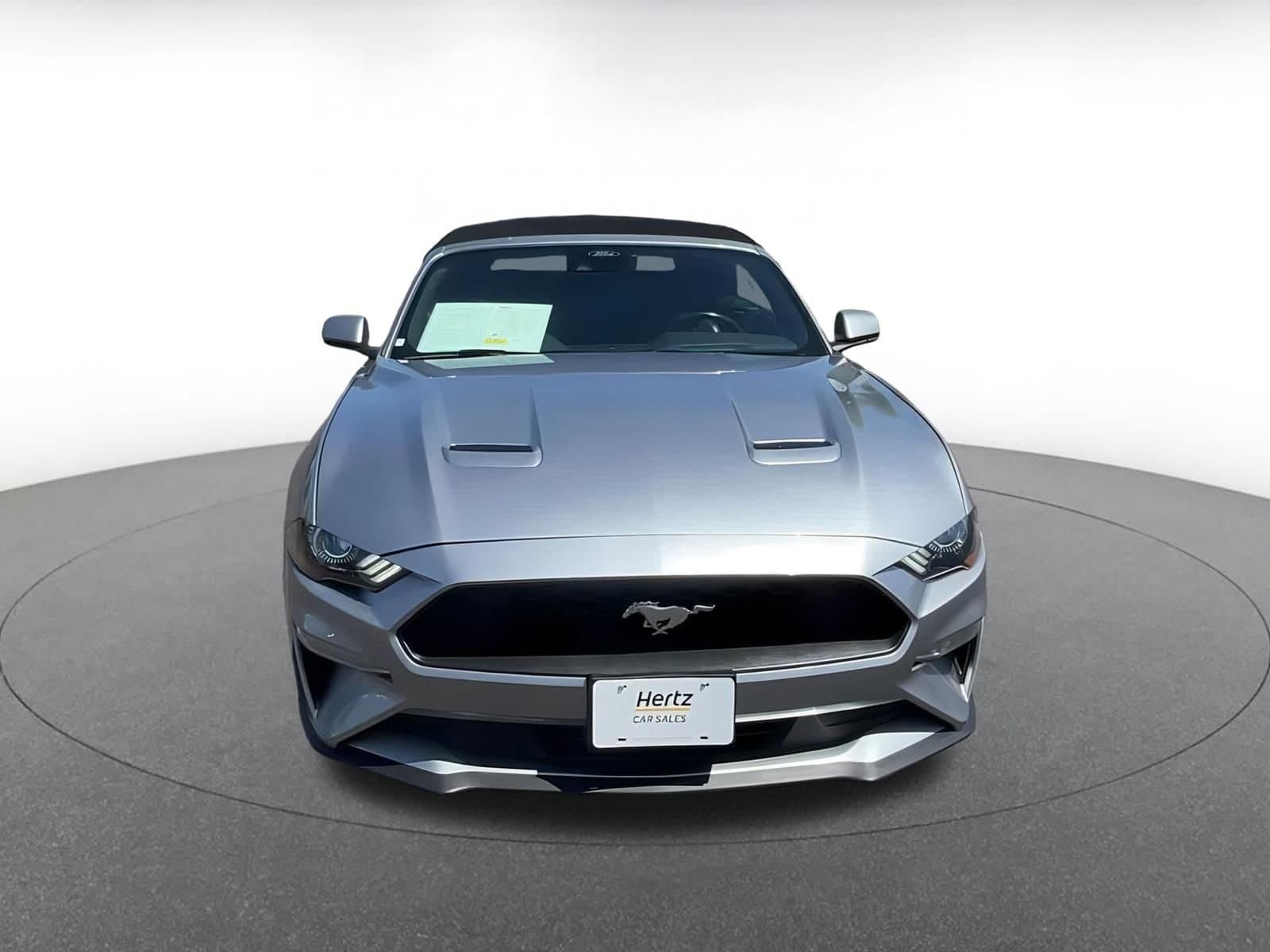 2023 Ford Mustang  5
