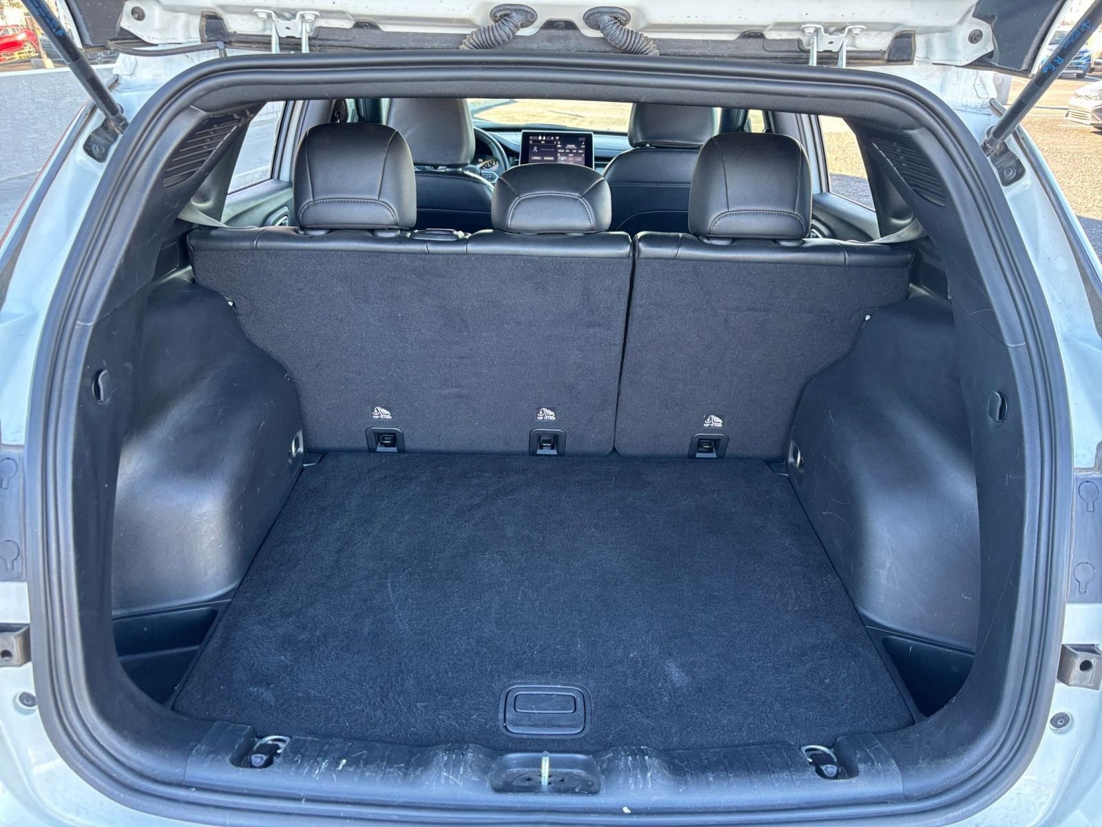 Thumbnail: 2023 Jeep Compass - 30