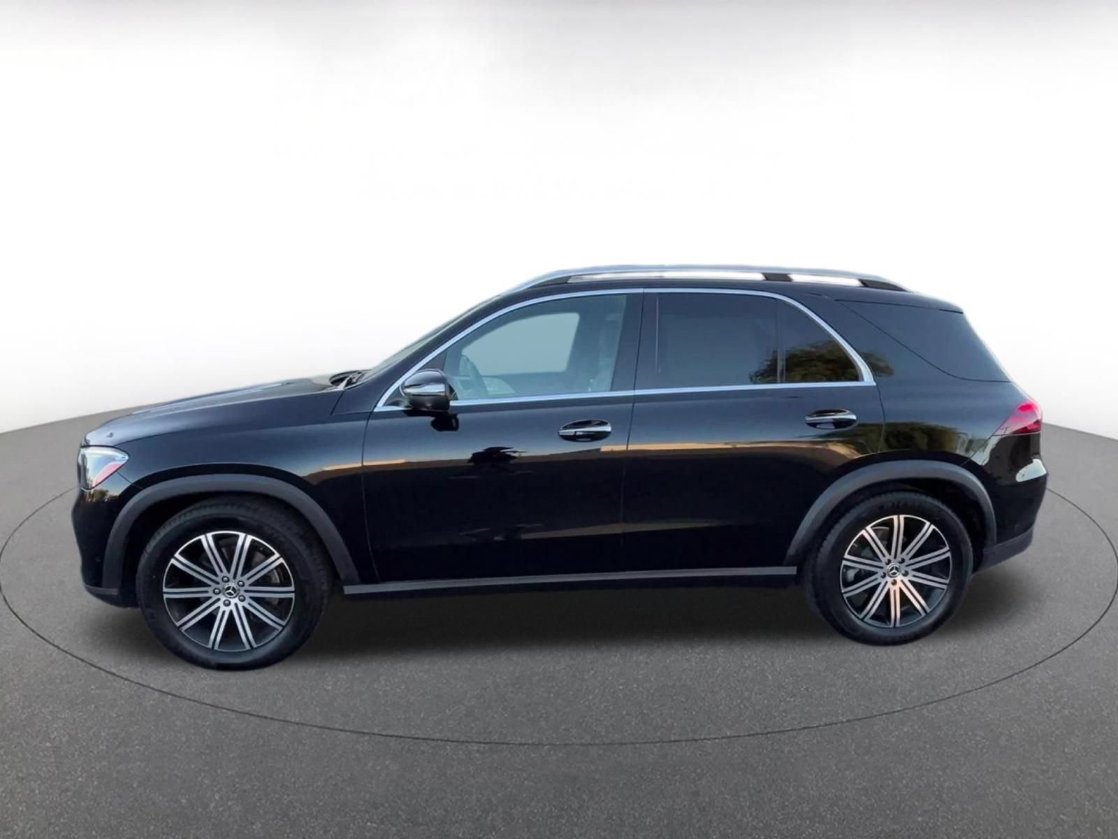 Thumbnail: 2026 Mercedes-Benz GLE - 9
