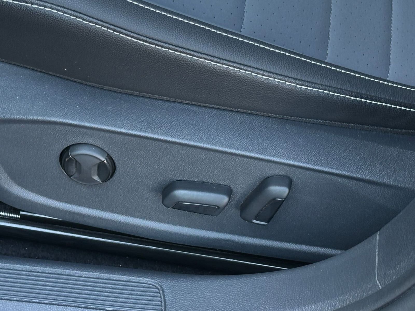 Thumbnail: 2025 Volkswagen Jetta - 24