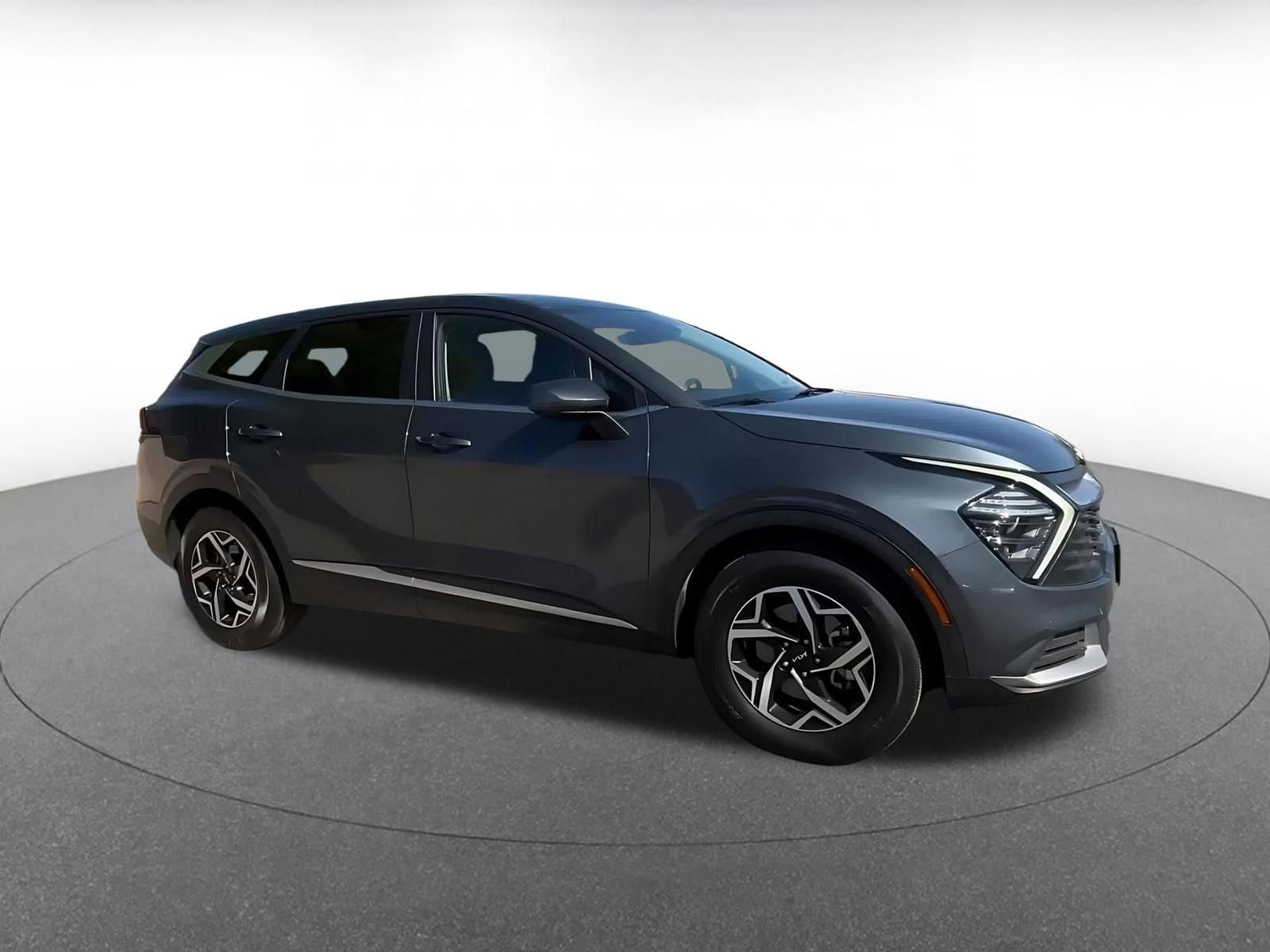 Thumbnail: 2025 Kia Sportage - 2