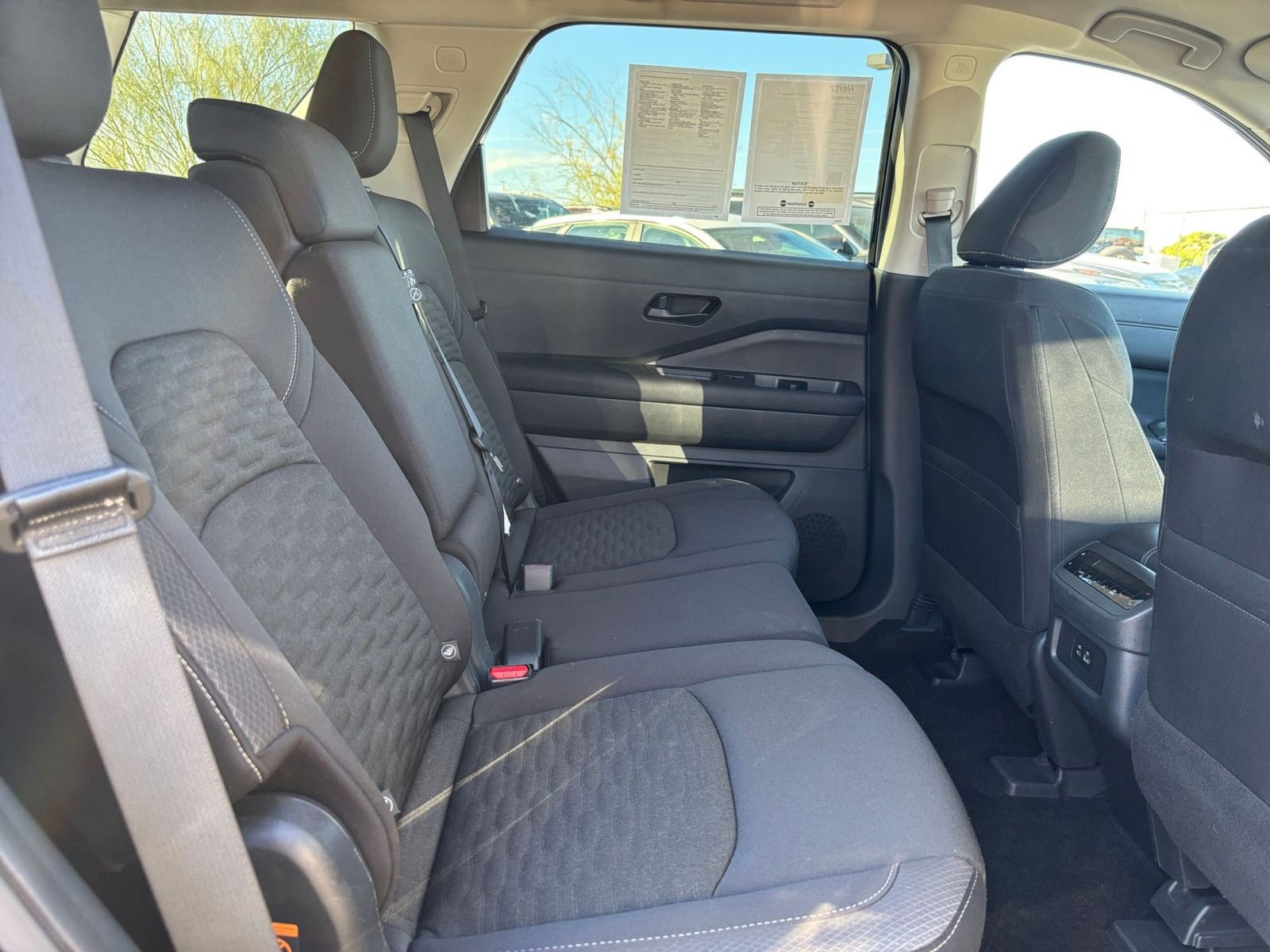 Thumbnail: 2025 Nissan Pathfinder - 27