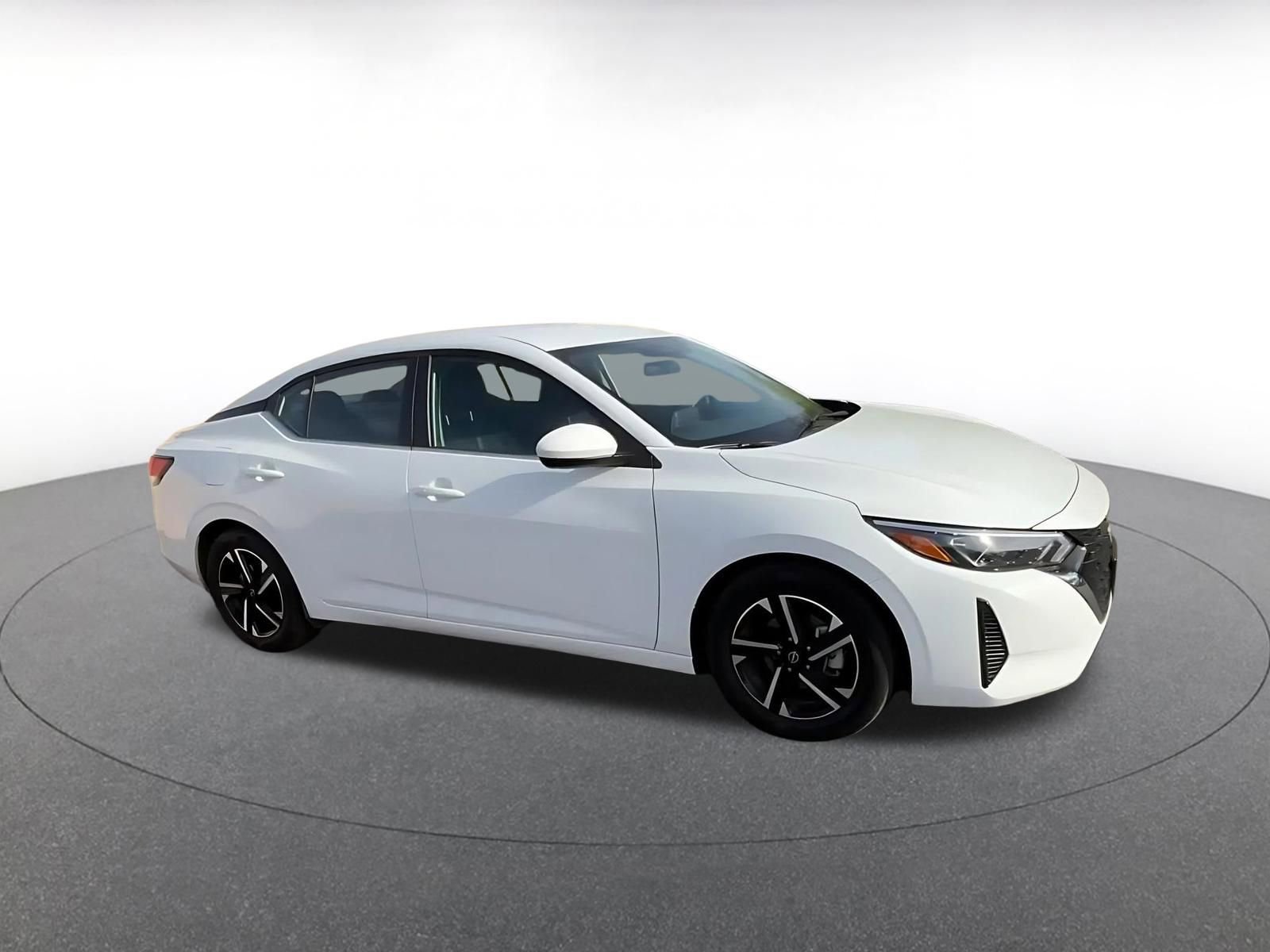 Thumbnail: 2025 Nissan Sentra - 2