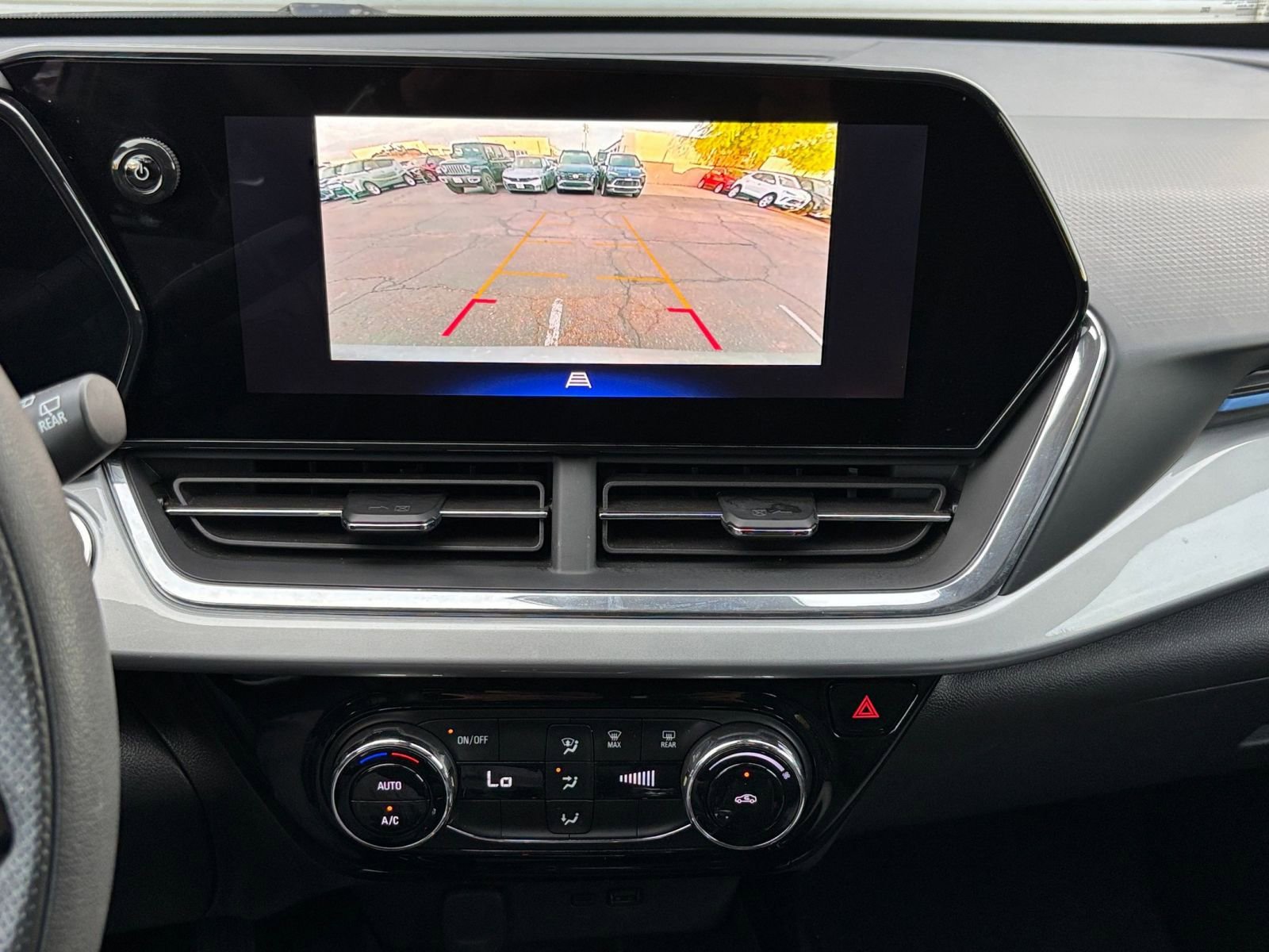 Thumbnail: 2025 Chevrolet Trax - 17