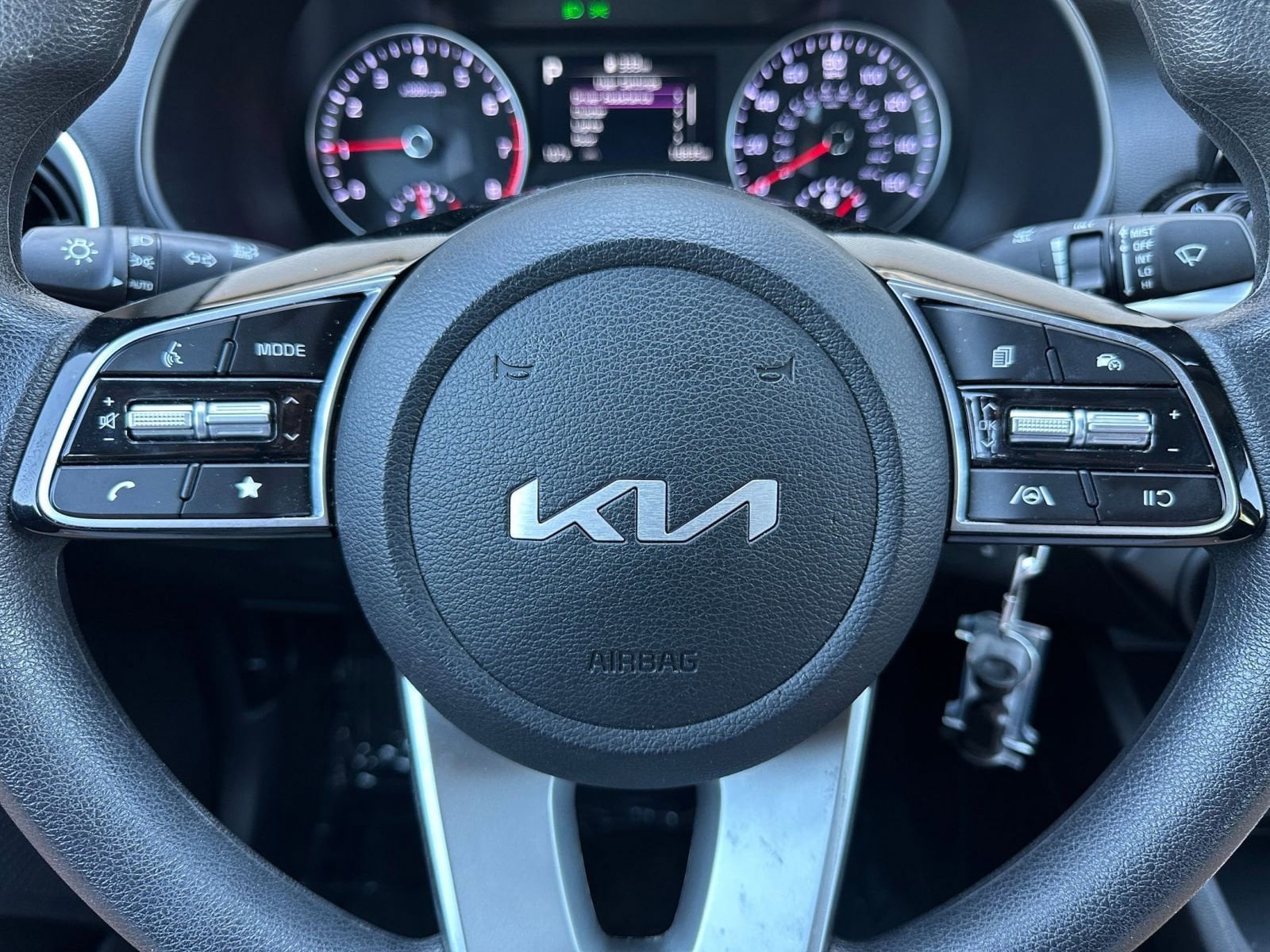 Thumbnail: 2024 Kia Forte - 25