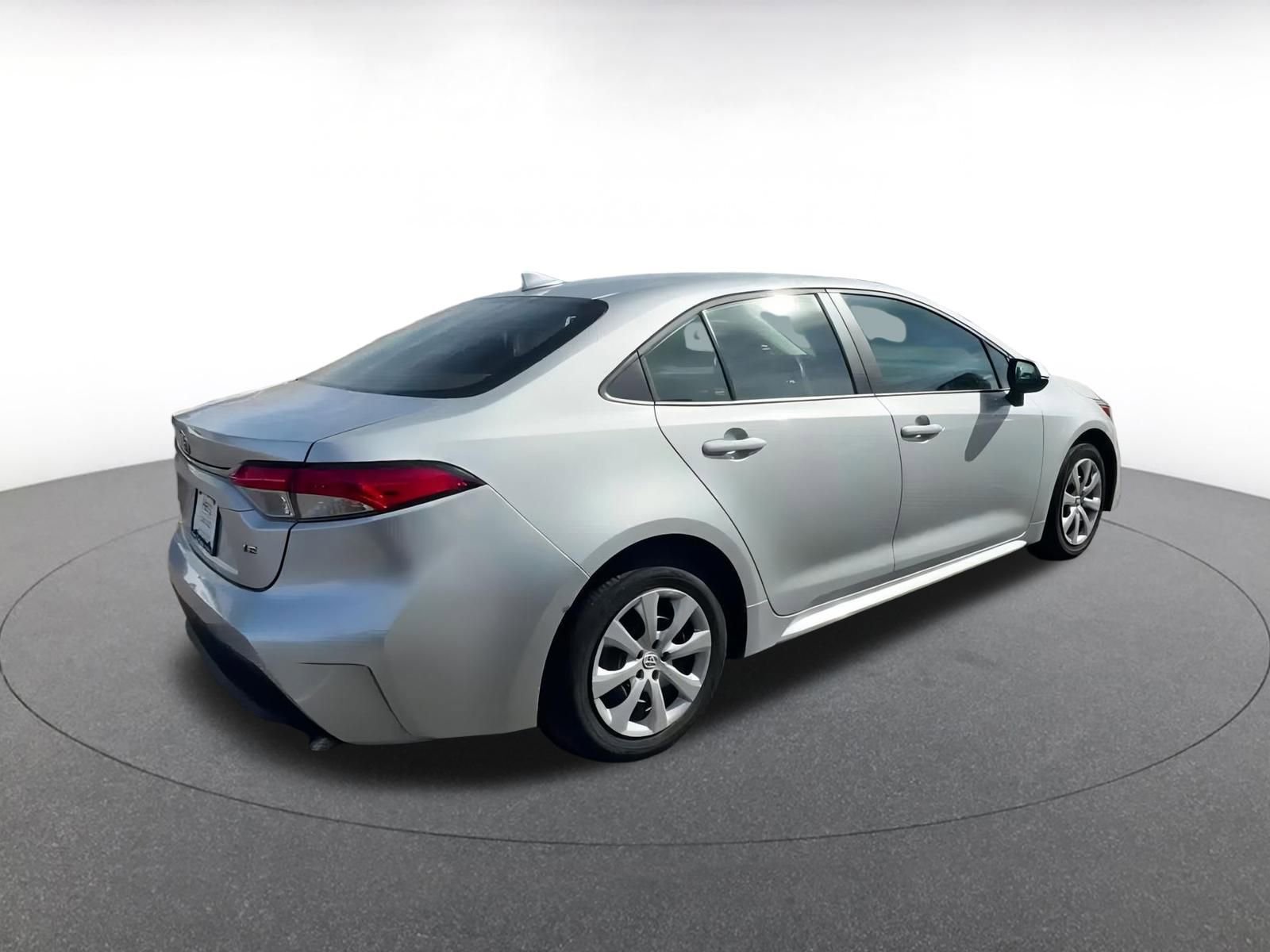 Thumbnail: 2025 Toyota Corolla - 15