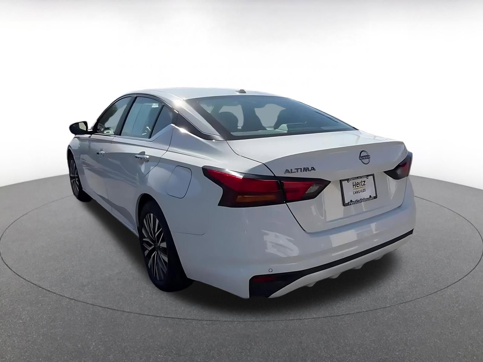 Thumbnail: 2025 Nissan Altima - 11
