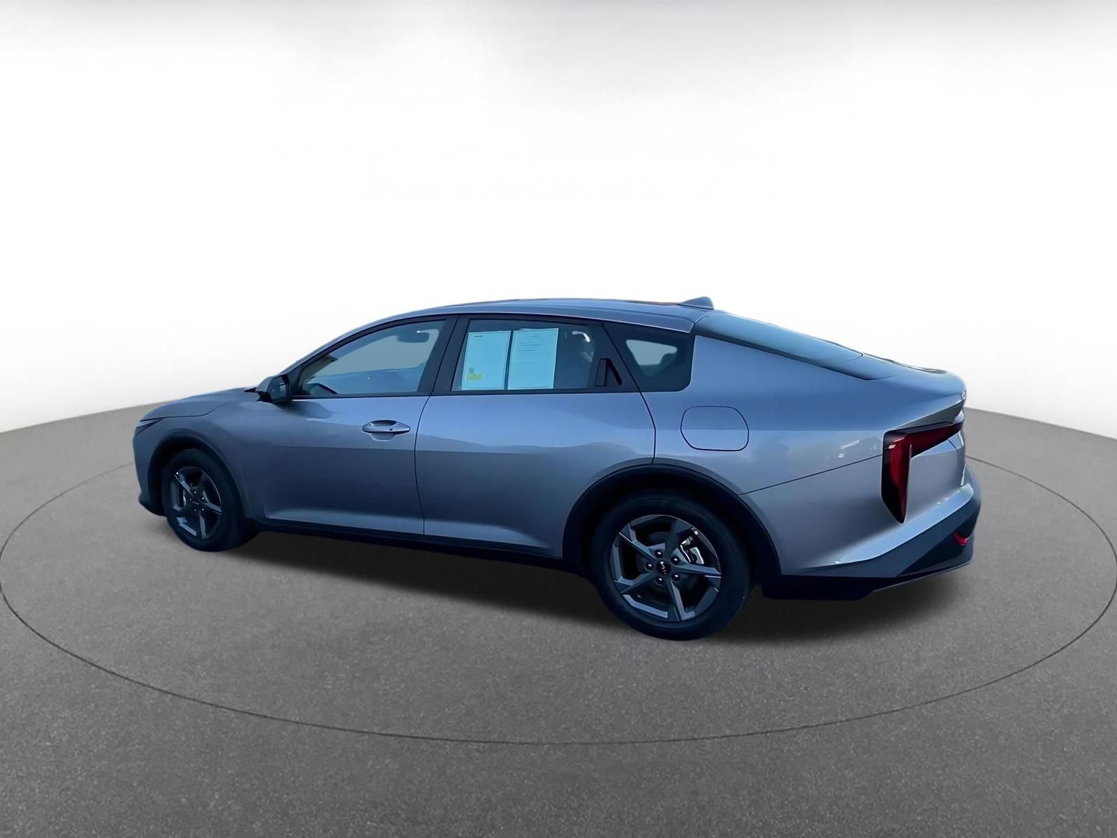 Thumbnail: 2025 Kia K4 - 10