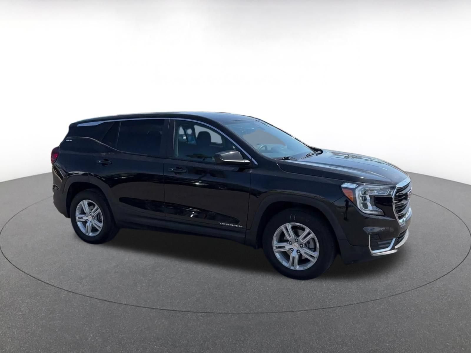 Thumbnail: 2024 GMC Terrain - 2