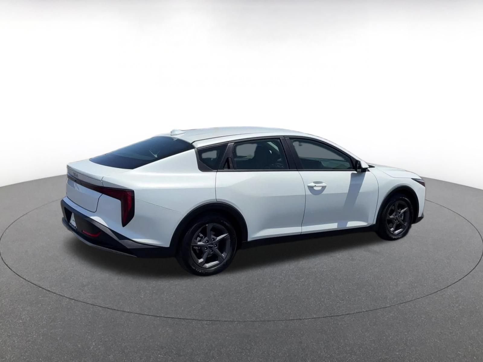 Thumbnail: 2026 Kia K4 - 15