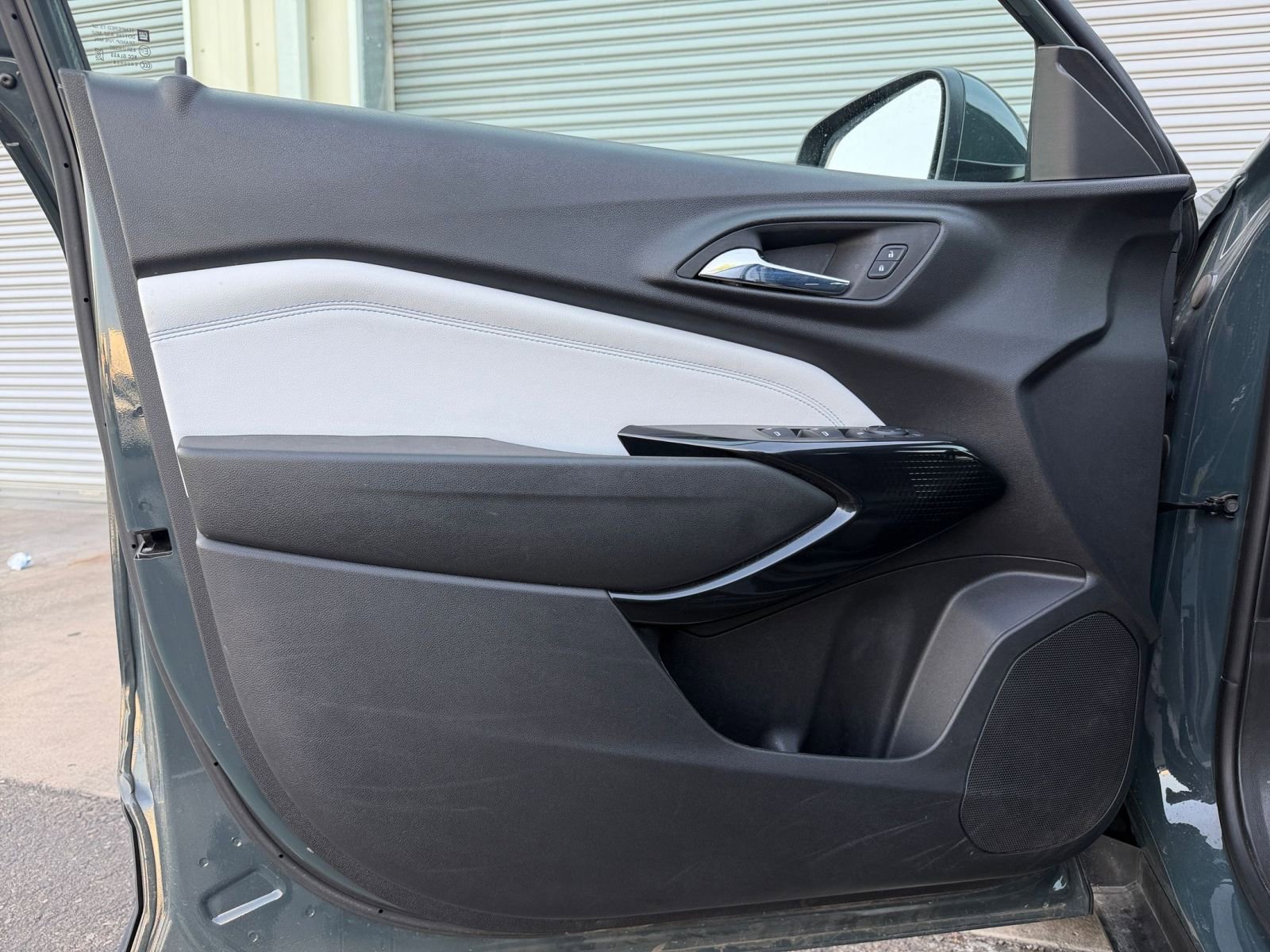 Thumbnail: 2025 Chevrolet Trax - 18