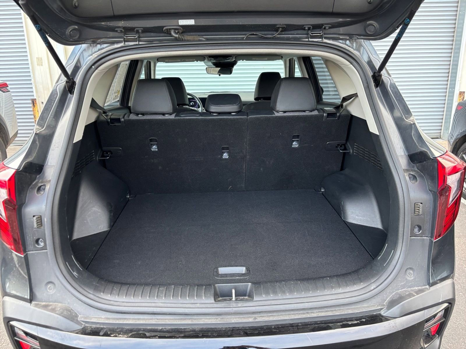 Thumbnail: 2025 Kia Seltos - 31