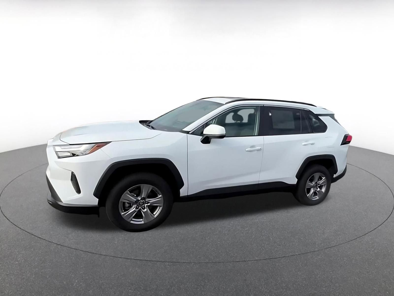 Thumbnail: 2025 Toyota RAV4 - 8