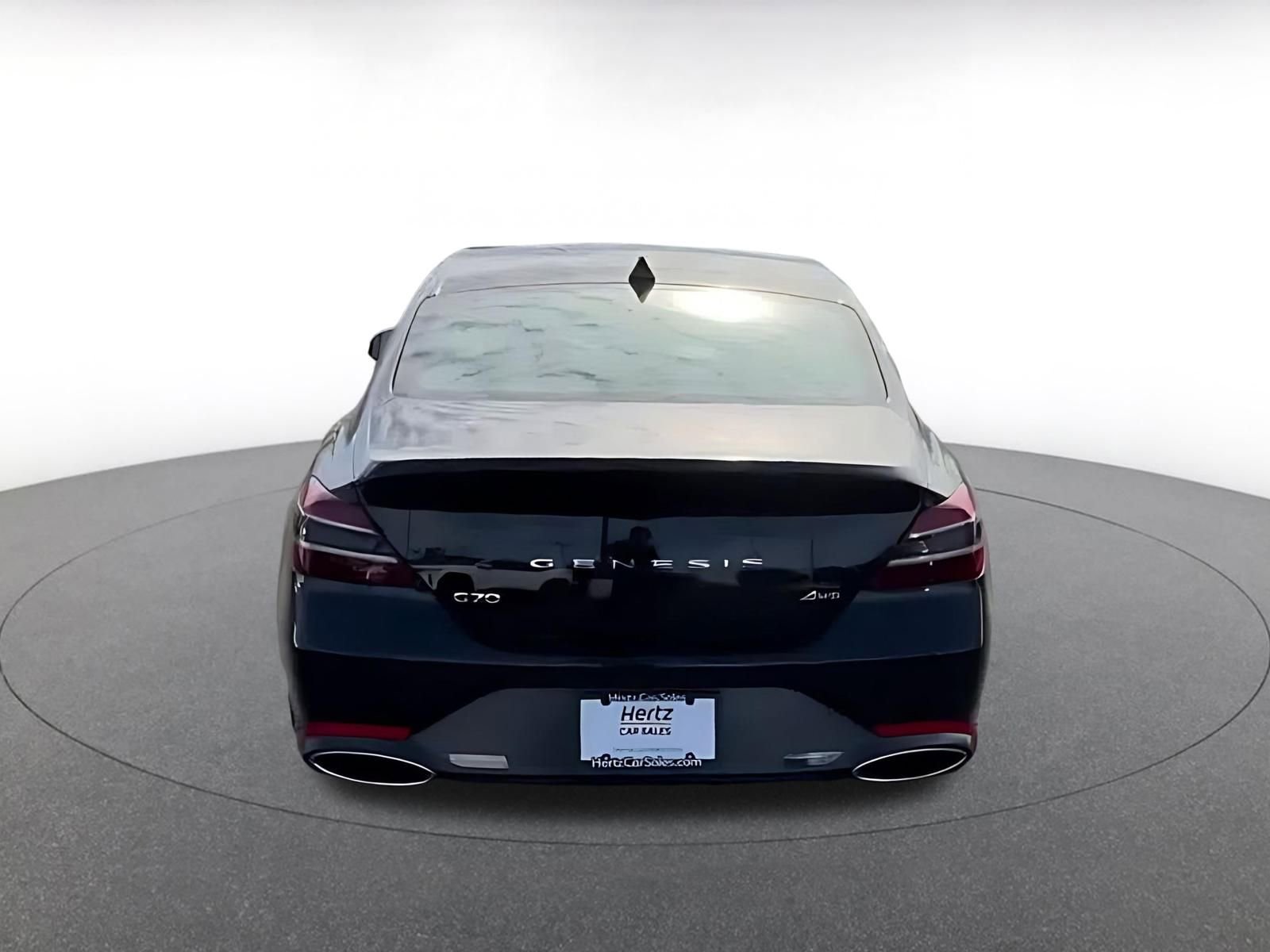 Thumbnail: 2025 Genesis G70 - 12