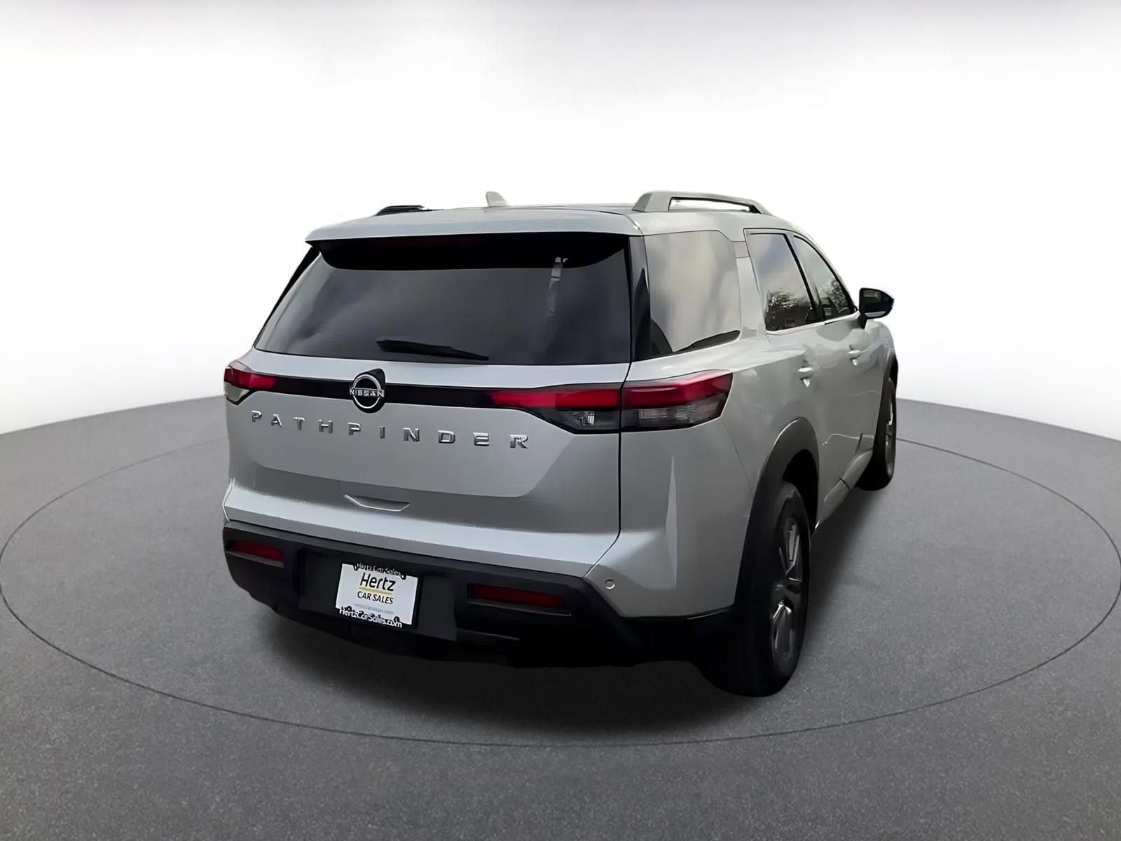 Thumbnail: 2025 Nissan Pathfinder - 14