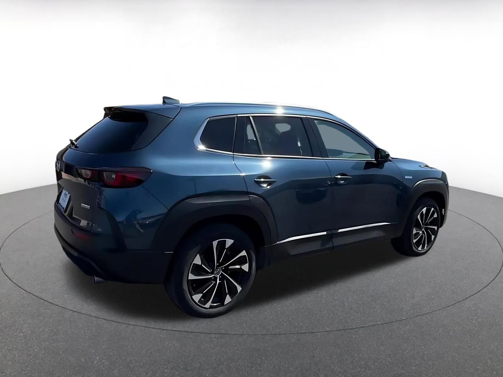 Thumbnail: 2025 Mazda CX-50 - 15