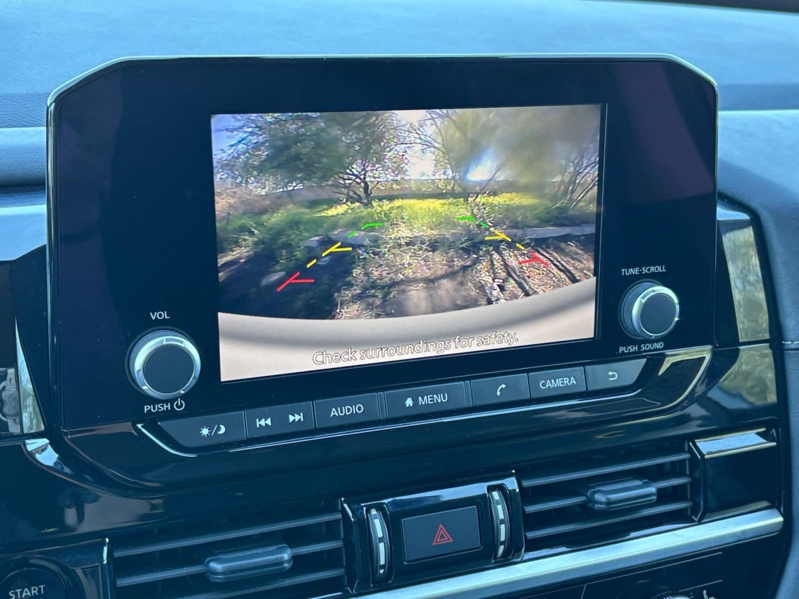 Thumbnail: 2025 Nissan Pathfinder - 18