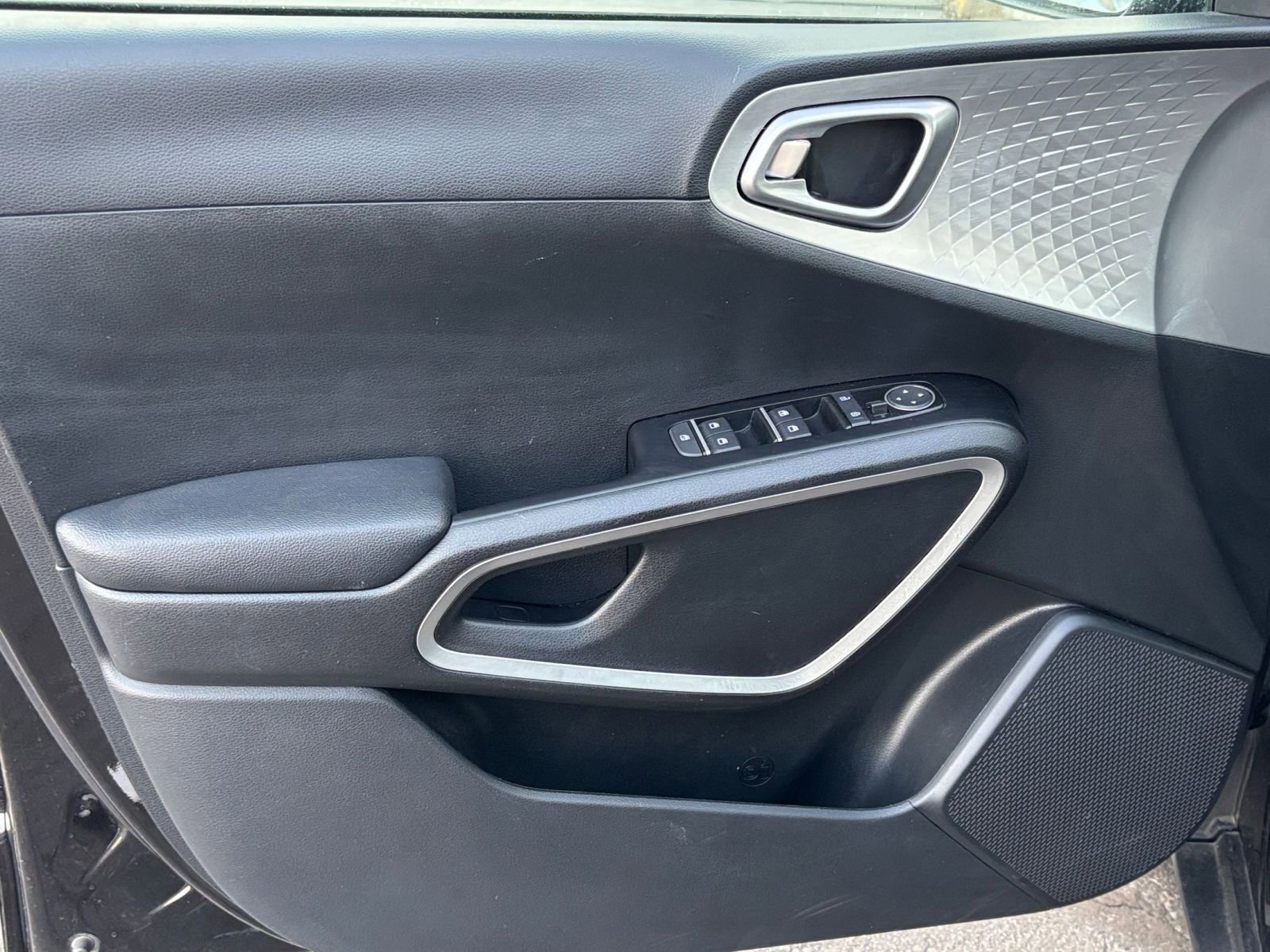 Thumbnail: 2025 Kia Soul - 18