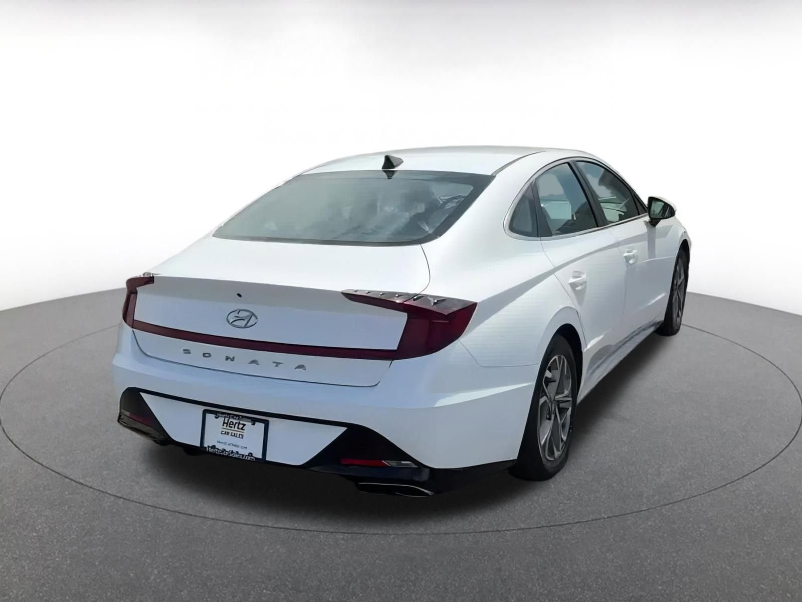 Image 6 of 2023 Hyundai Sonata SEL Sedan