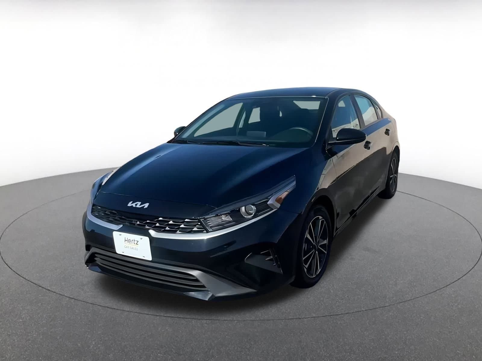 Thumbnail: 2024 Kia Forte - 7