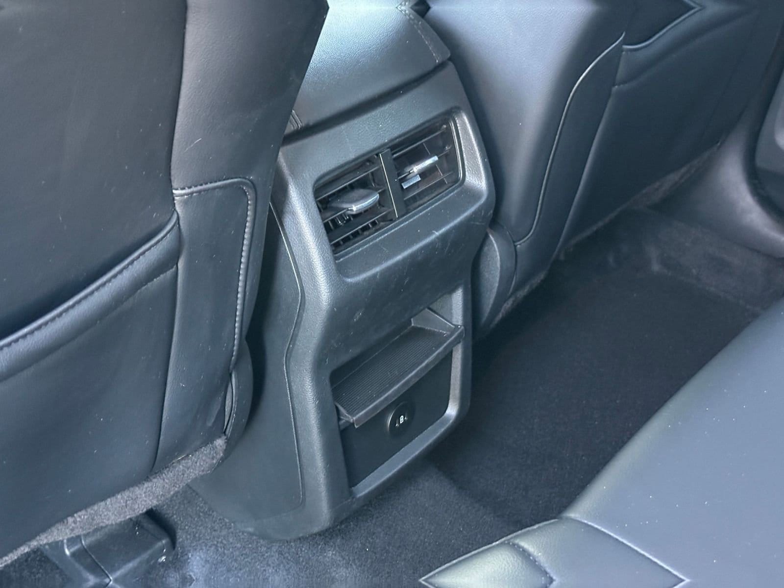 Thumbnail: 2024 Ford Edge - 24