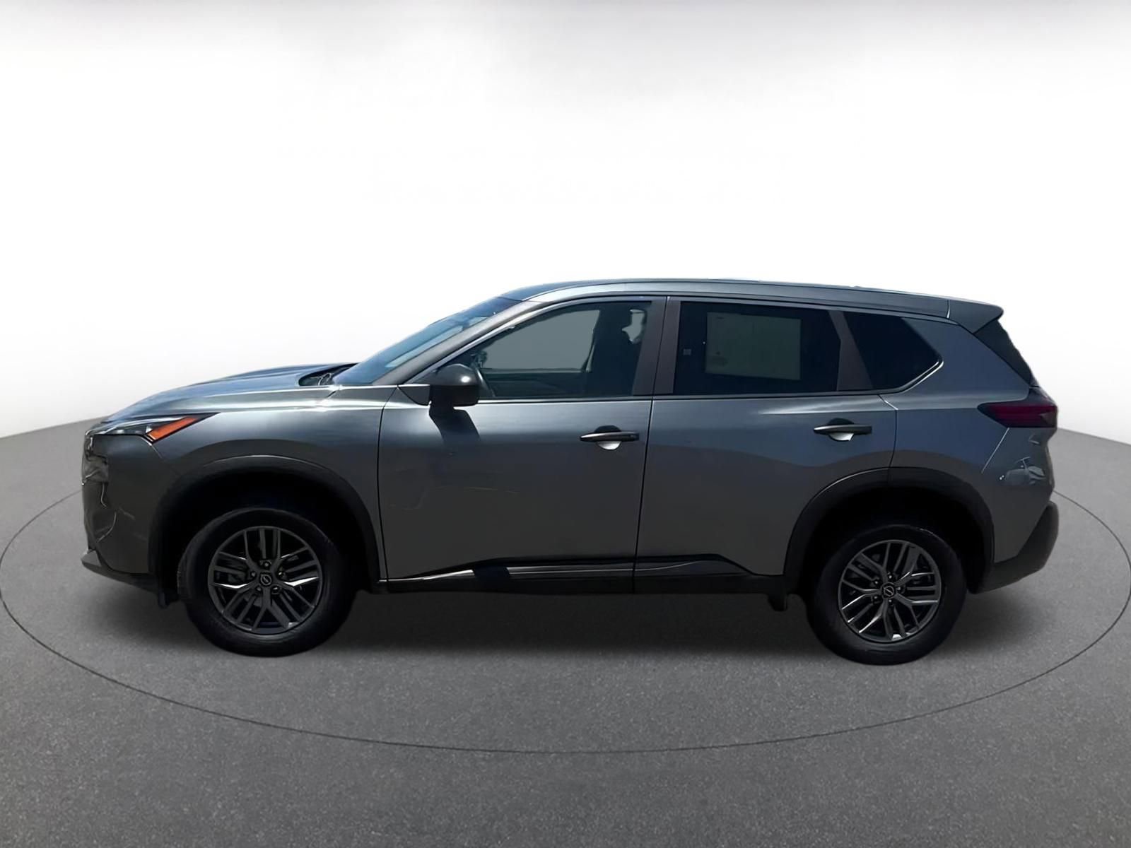 Thumbnail: 2023 Nissan Rogue - 9